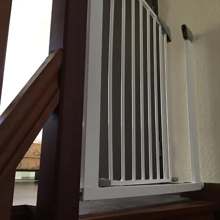 Maison à 50m De La Avec Terrasse, 2 Et Parking Privé - - Fr-1-482-35 *